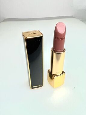Chanel Rouge Allure Velvet Luminous Matte Lipstick #479 “CRUSH”